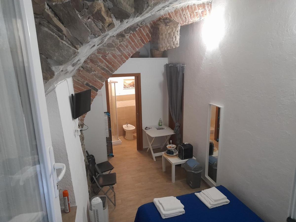 Hotel La Casa Del Vignaiolo Riomaggiore Esterno foto
